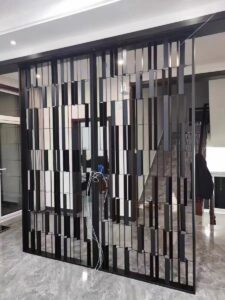 Mirrored stainless steel screen