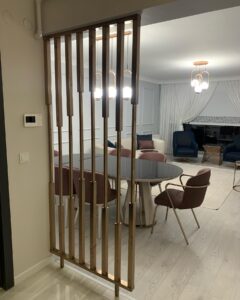Stainless Steel Pillar Partition
